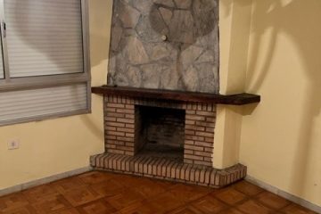 Chimenea Casa en Benavides, Avenida Escribano, en venta por IGD Royal Home - Inmobiliaria en León