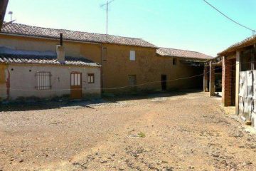 Exterior De Casa Casa En León , Valderas, en venta por IGD ROYAL HOME, Inmobiliaria en León